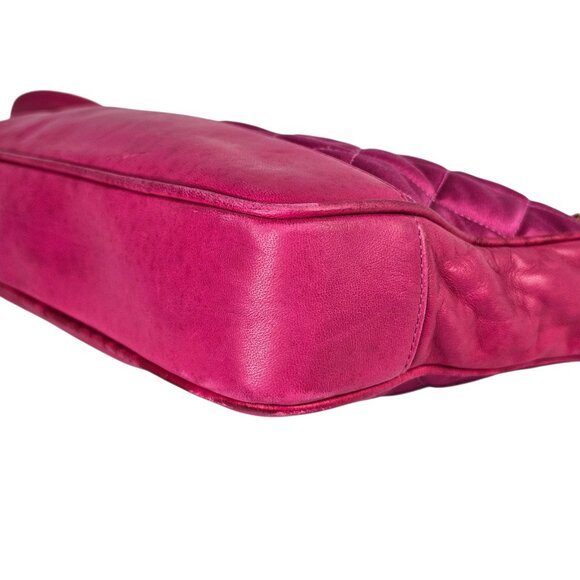 CHANEL Matelasse Shoulder Bag Bright Pink Lambskin CC Leather & Satin Quilted - Picture 4 of 16